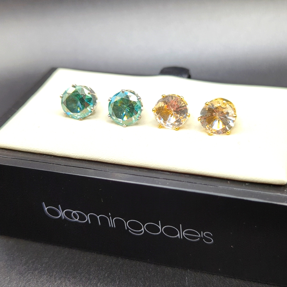 Gorgeous Earrings!  Two Pairs of Round Studs.  One Citrine and One Lt. Green 💚